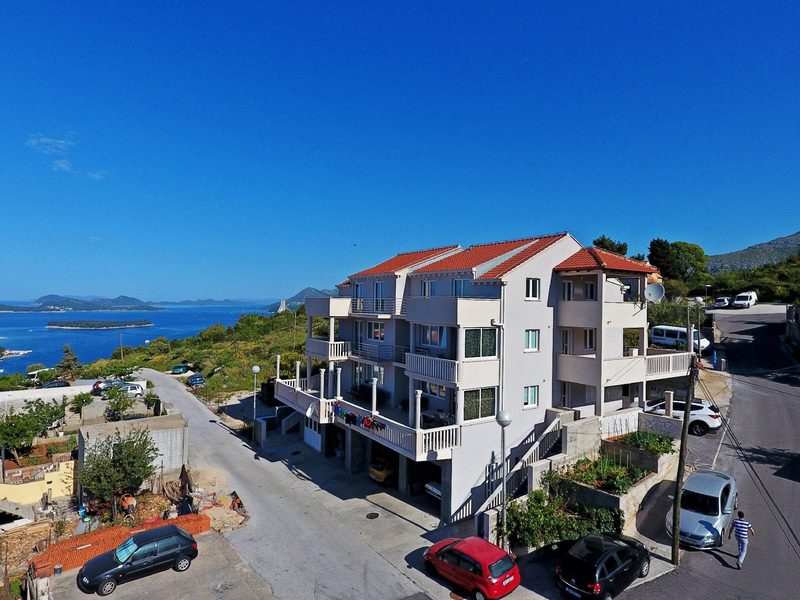 Apartments Villa Dadić