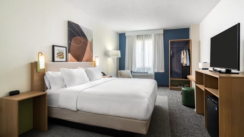 Spark by Hilton Erie in Melekeok
