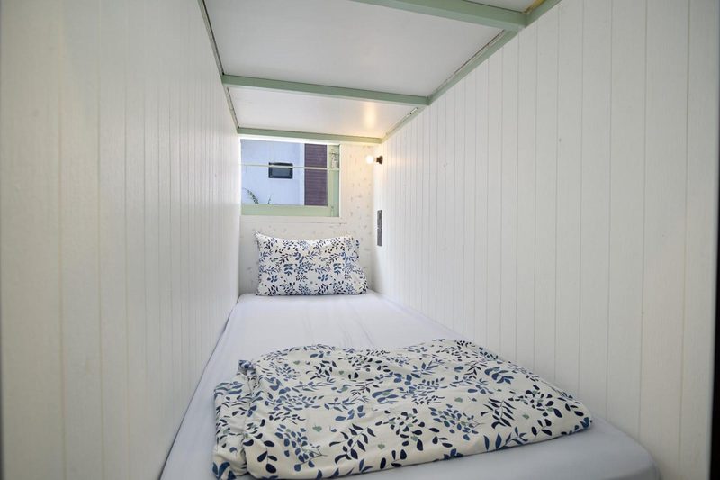 Monday Capsule Hostel and Thai Traditional Bath Bangkok in Thailand