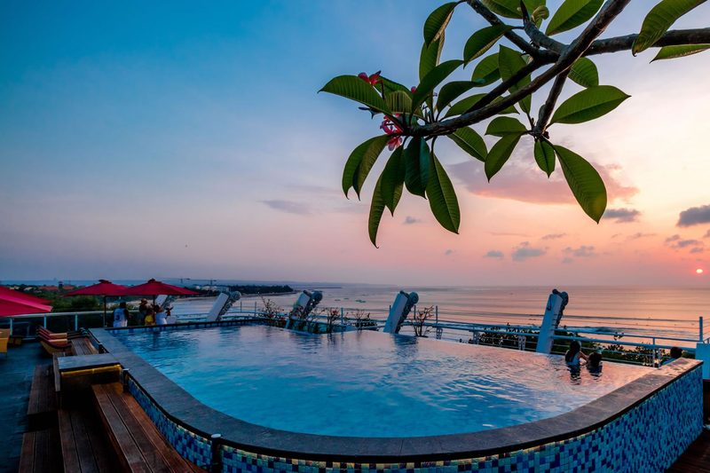 Kutabex Beachfront Hotel