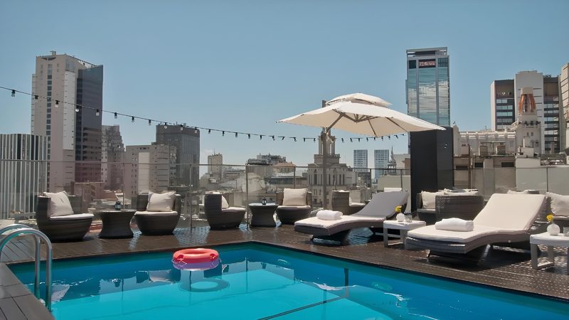 725 Continental Hotel