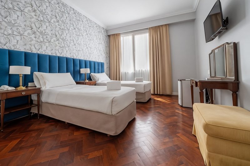 Hotel Regis