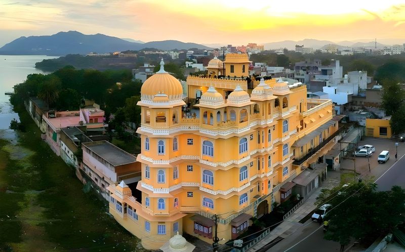 Bloom Boutique | Lake Pichola